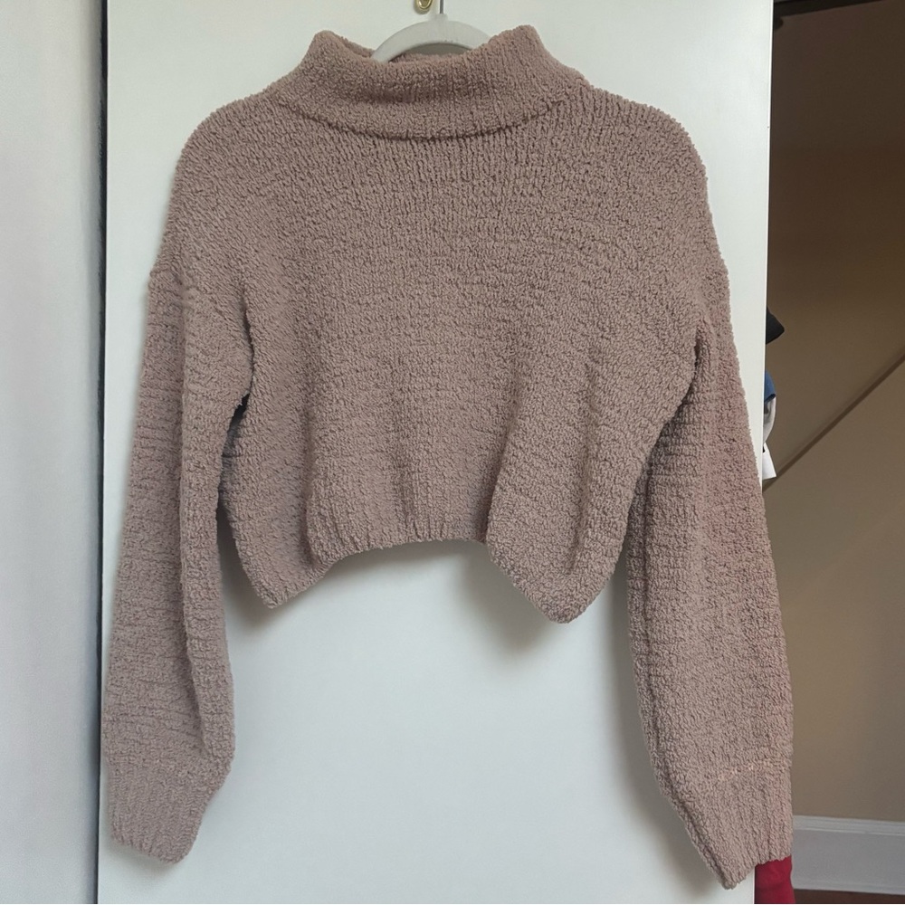 Superdown Brown Cropped Turtleneck Sweater Plush Texture